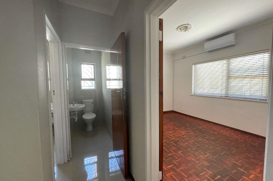 Commercial Property for Sale in De Kuilen Western Cape